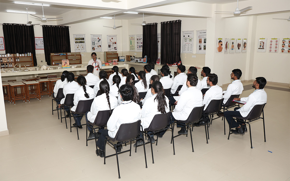 Agad Tantra Evam Vidhivaidyaka