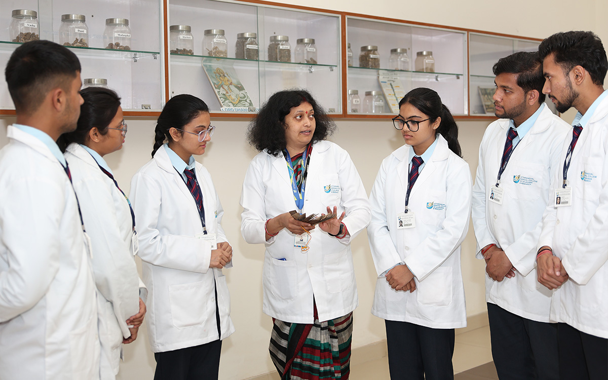 Samhita Siddhanta Evam Sanskrit